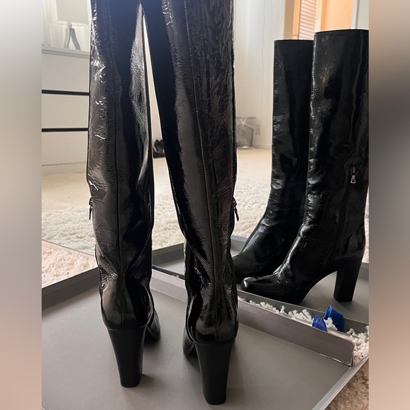 PRADA black patent leather boots with rubber heel and sole - Picture 3 of 8